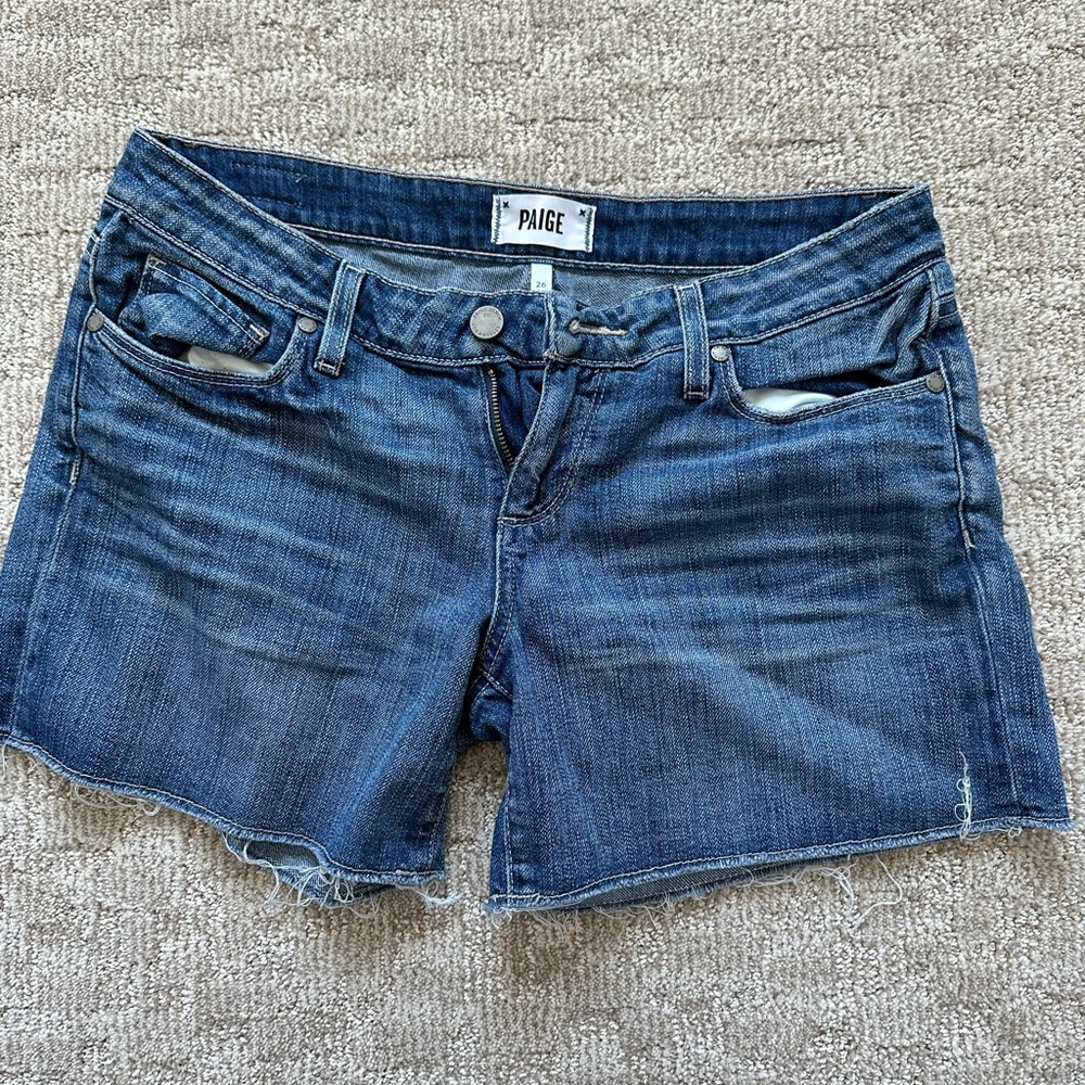 Paige denim shorts size 26
